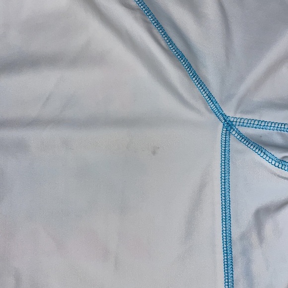 Boys white swim shirt size 18/20 XL - Picture 4 of 5